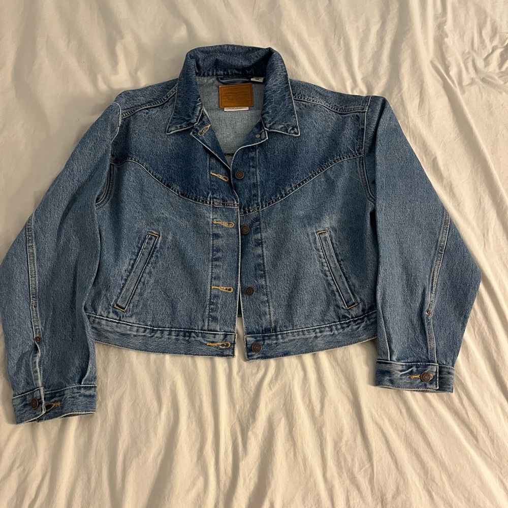 Levi's Blue Cropped Jean Jacket Timeless Style